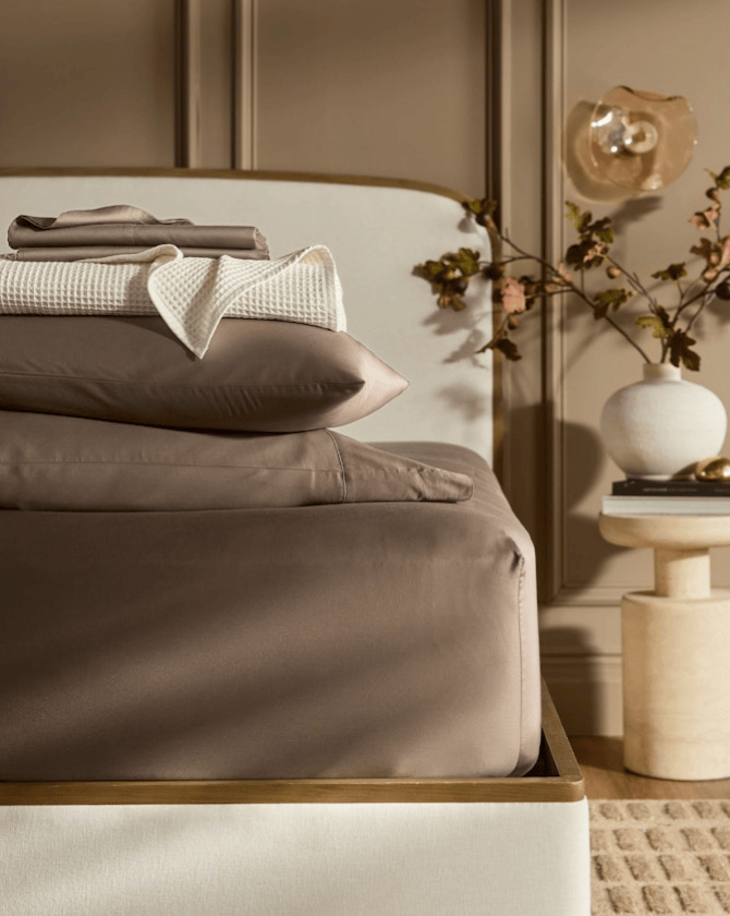 Layered neutral bedding bundle
